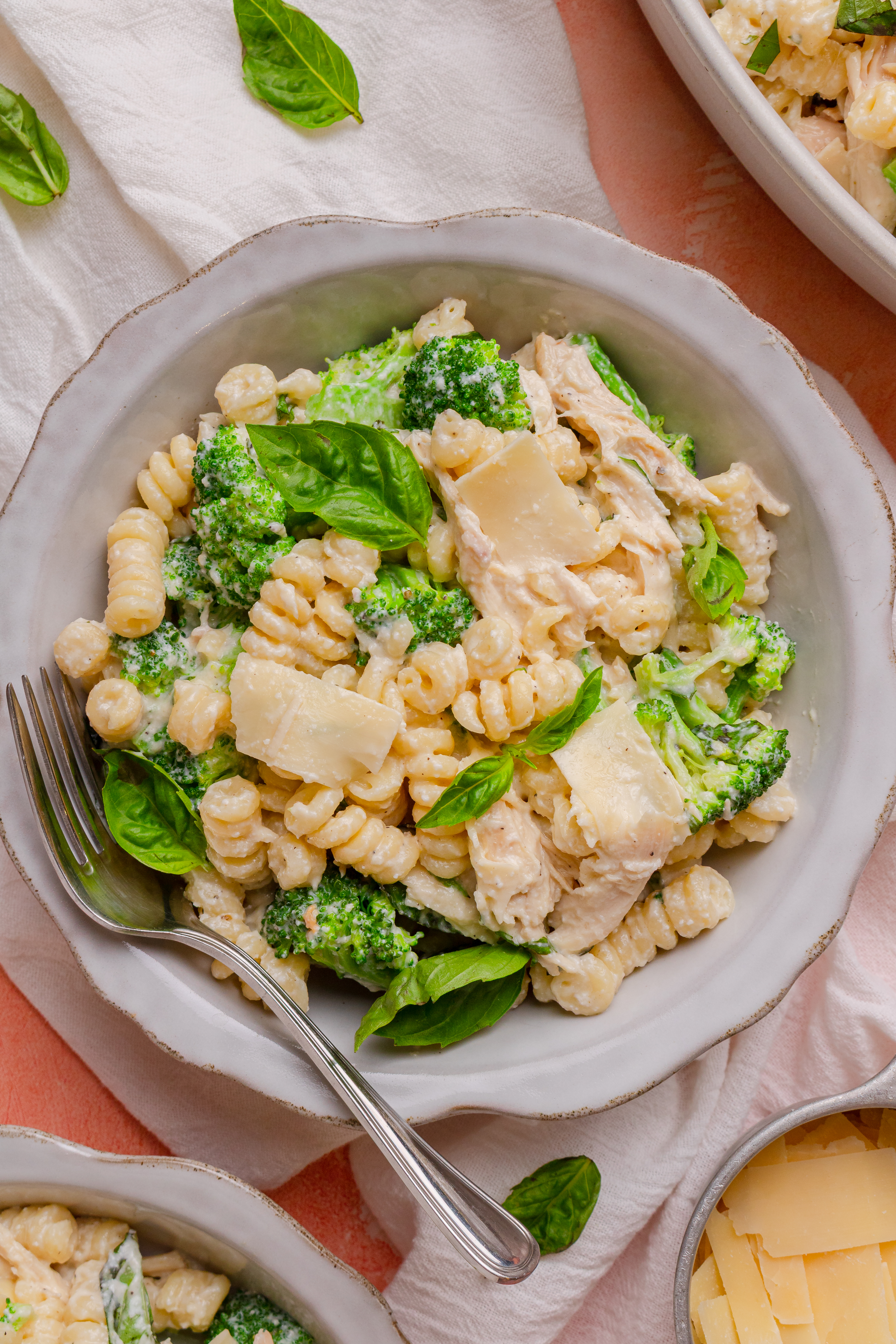 Alfredo Chicken Broccoli Pasta Salad