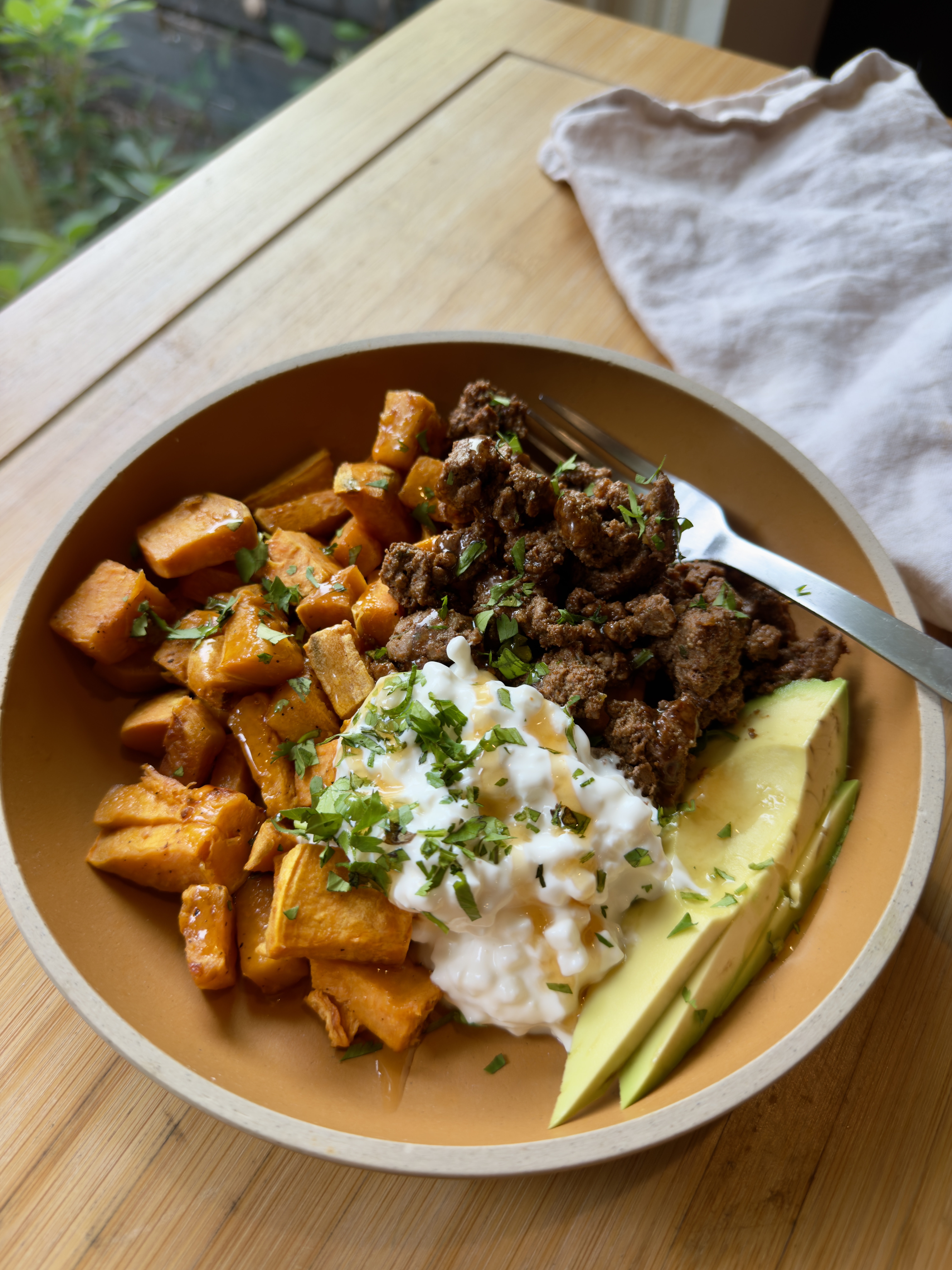 Hot Honey Ground Beef Bowl